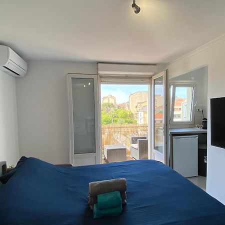 Superbe Studio Proche Palais Et Plages A Pieds Cannes Zewnętrze zdjęcie