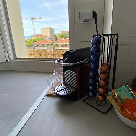 Superbe Studio Proche Palais Et Plages A Pieds Cannes Zewnętrze zdjęcie